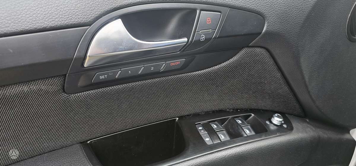 Audi Q7, 3.0 l., Внедорожник / Кроссовер