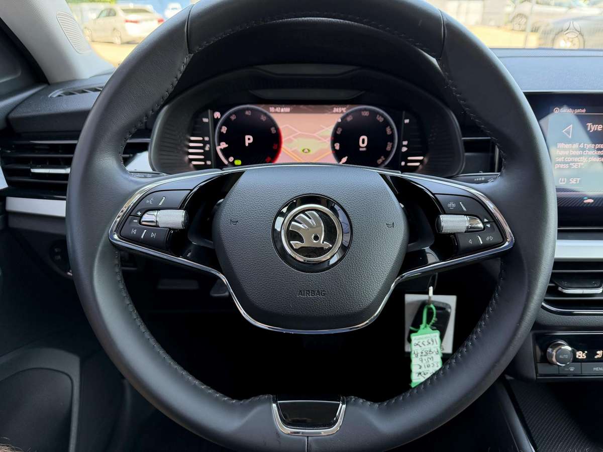 Skoda Scala, 1.0 l., hatchback