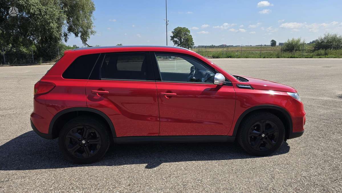 Suzuki Vitara - 8