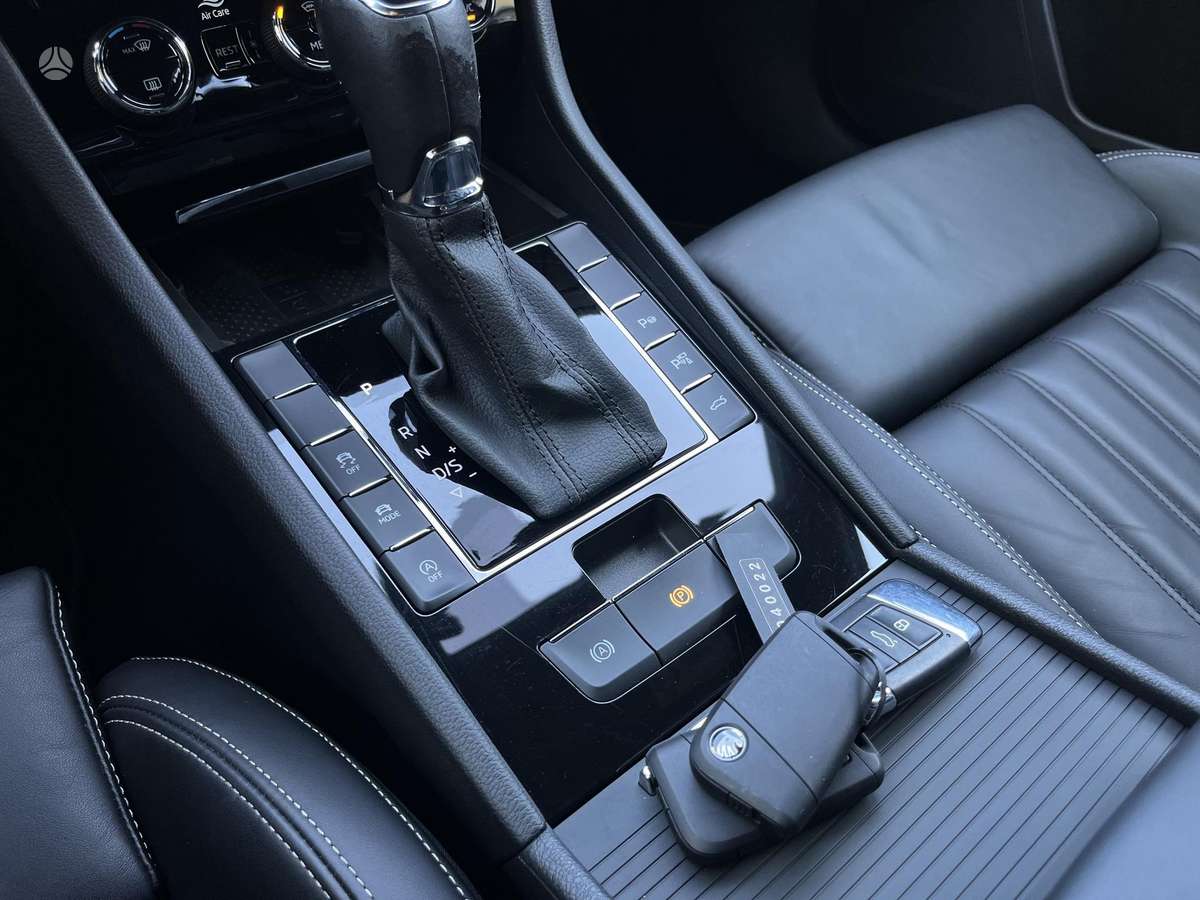 Skoda Superb, 2.0 l., Универсал