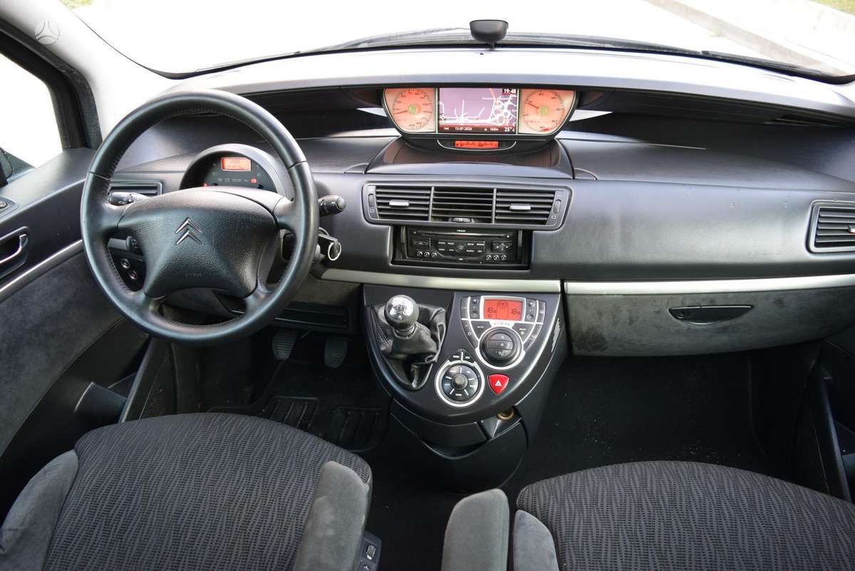 Citroen C8, 2.0 l., Минивэн
