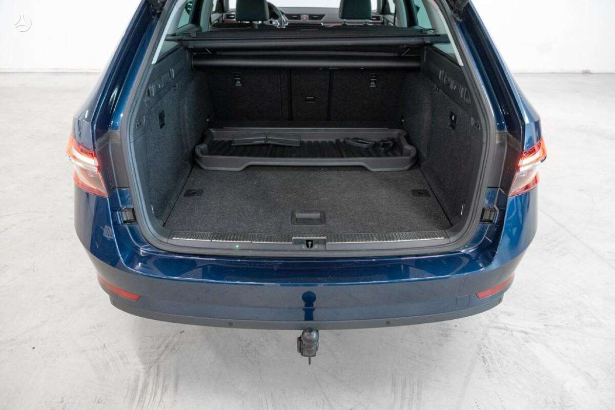 Skoda Superb, 2.0 l., Универсал