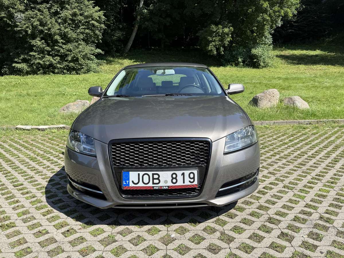 Audi A3, 1.6 l., hatchback