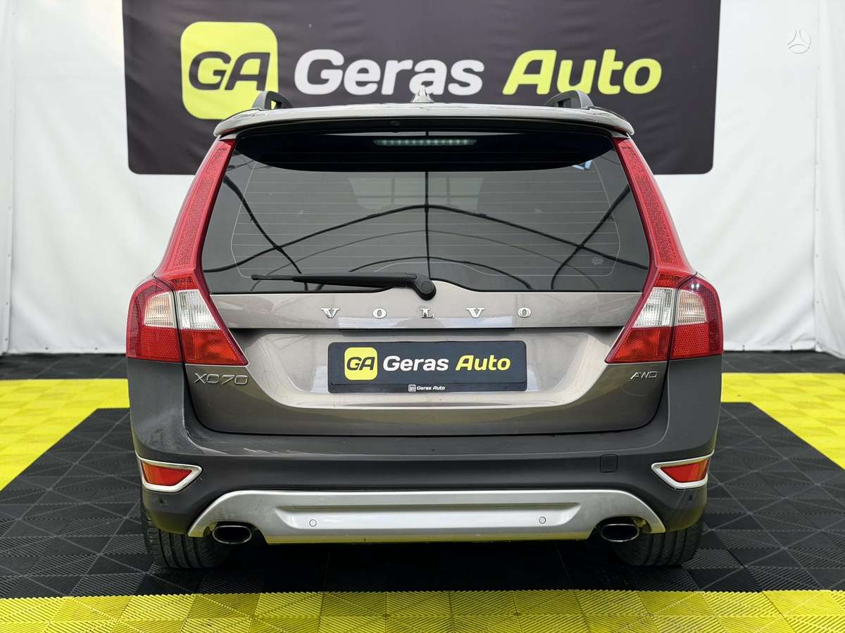 Volvo XC70, 2.4 l., Универсал