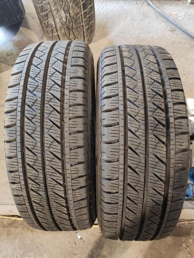 Goodyear, всесезонные 215/60 R17