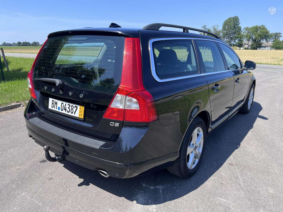 Volvo V70 - 3
