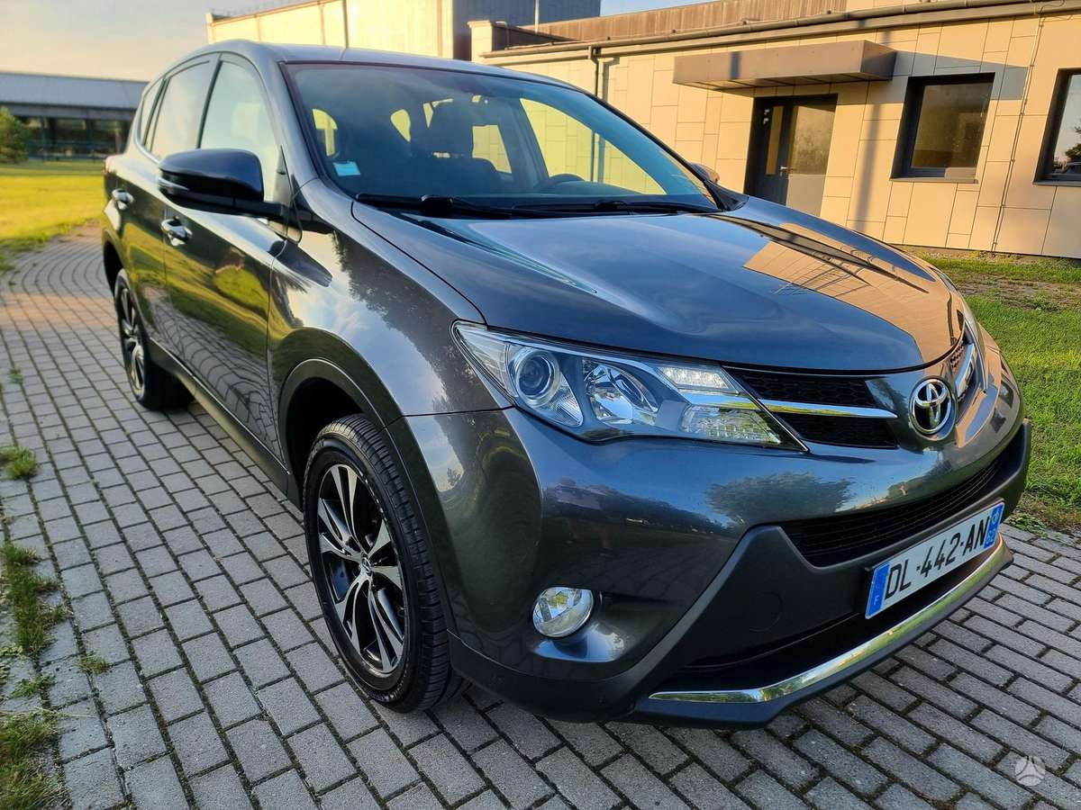 Toyota RAV4 - 3