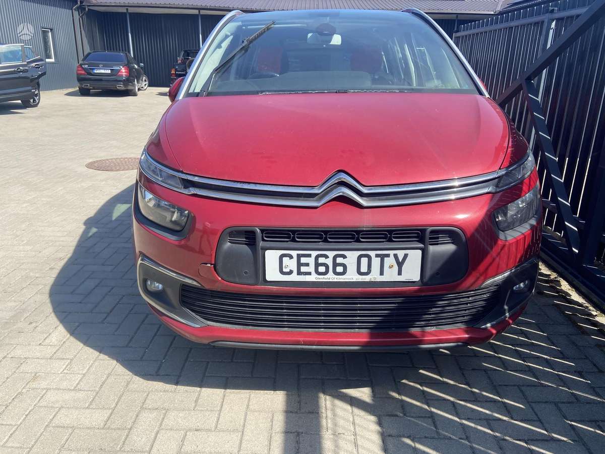 Citroen Grand C4 Picasso dalimis