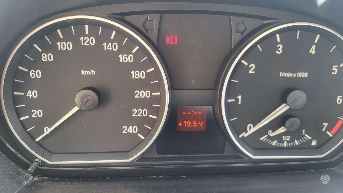 BMW 116, 1.6 l., Хэтчбек