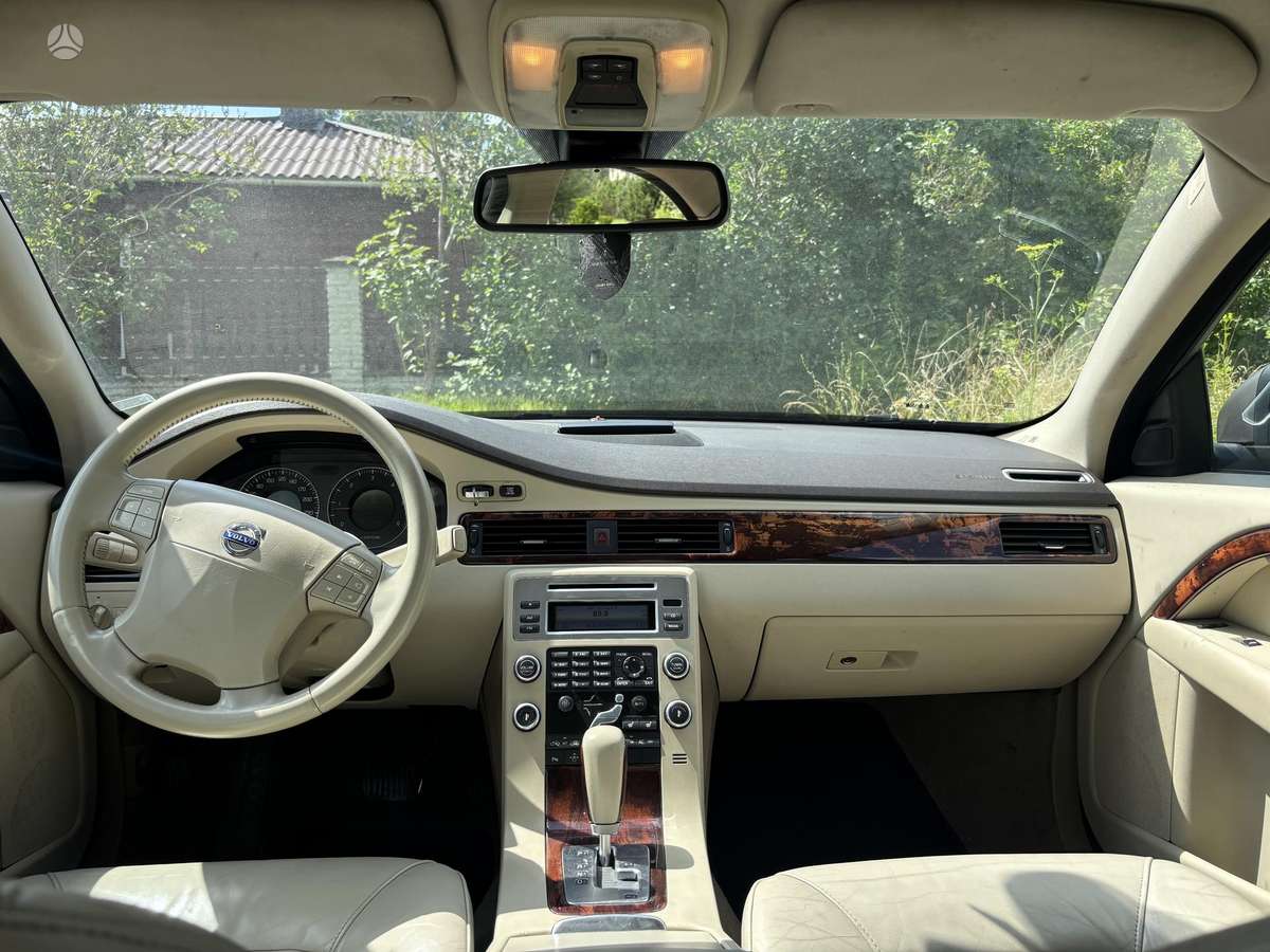 Volvo S80, 2.4 l., Седан
