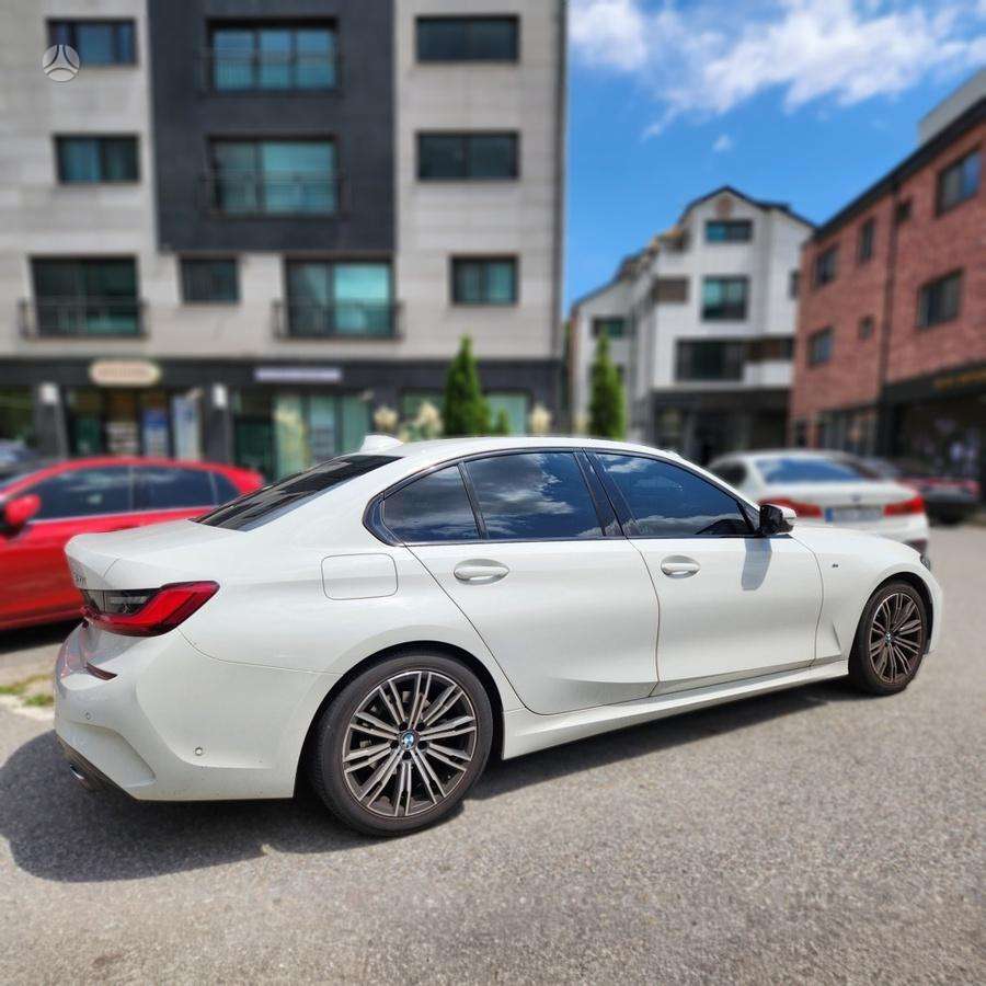 BMW 320, 2.0 l., Седан