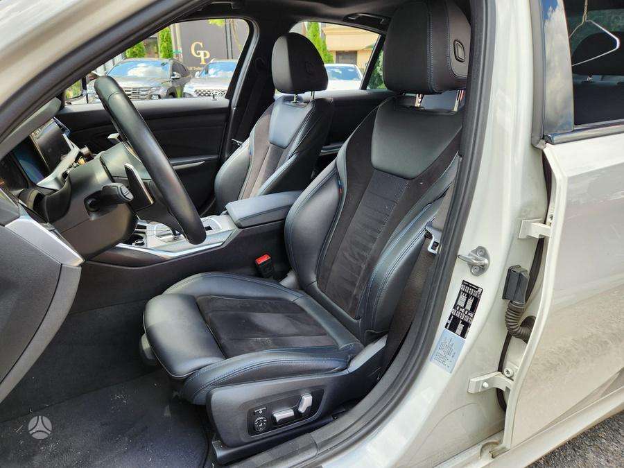 BMW 320, 2.0 l., Седан