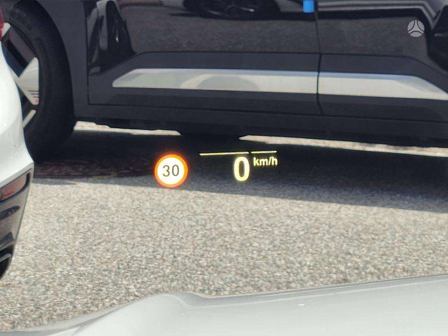 BMW 320, 2.0 l., Седан