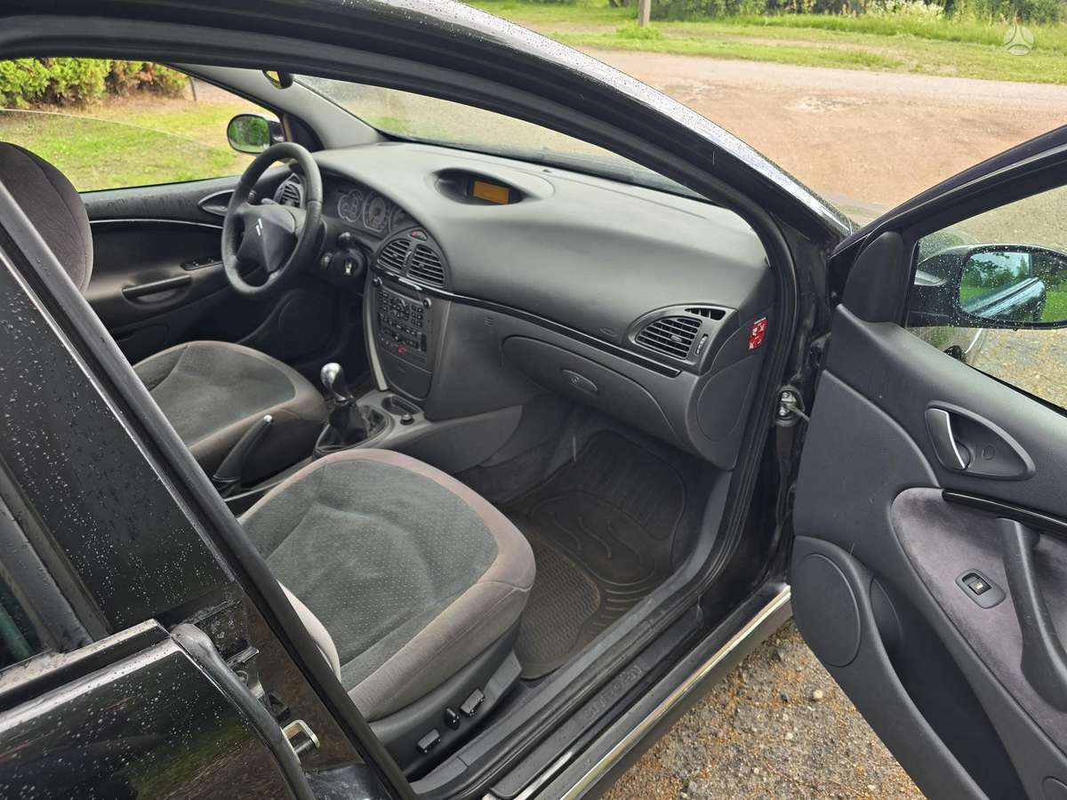 Citroen C5, 2.0 l., Седан