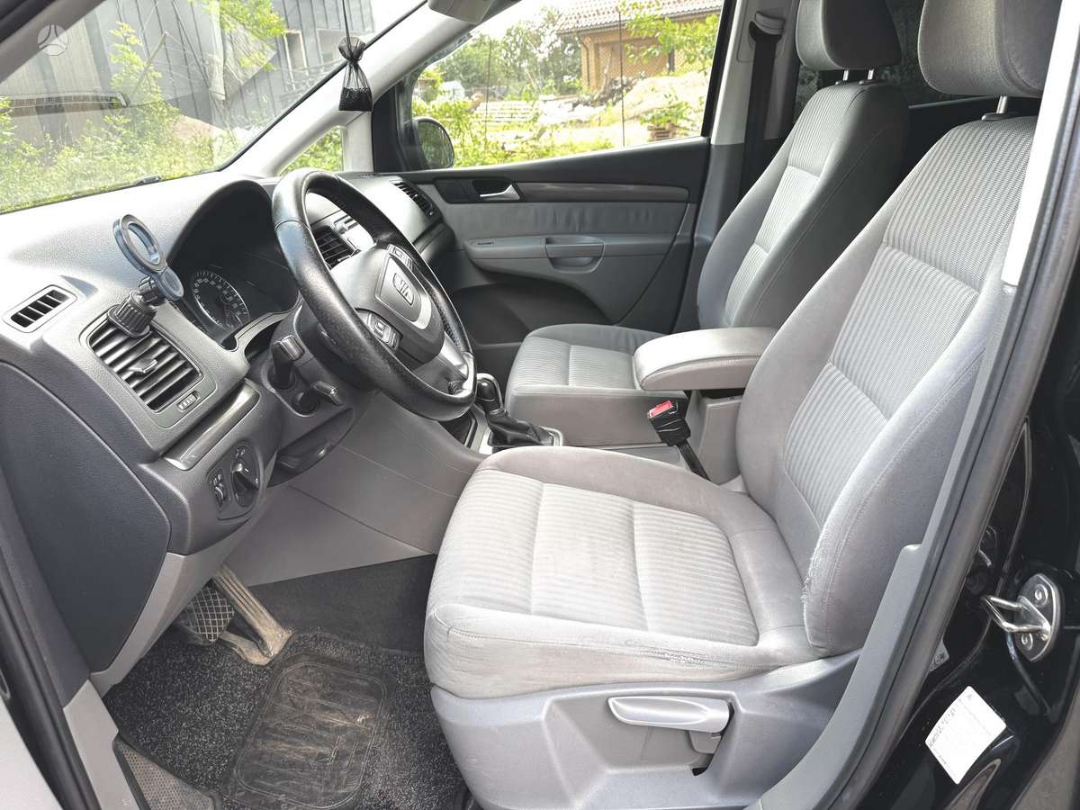Seat Alhambra, 2.0 l., Минивэн