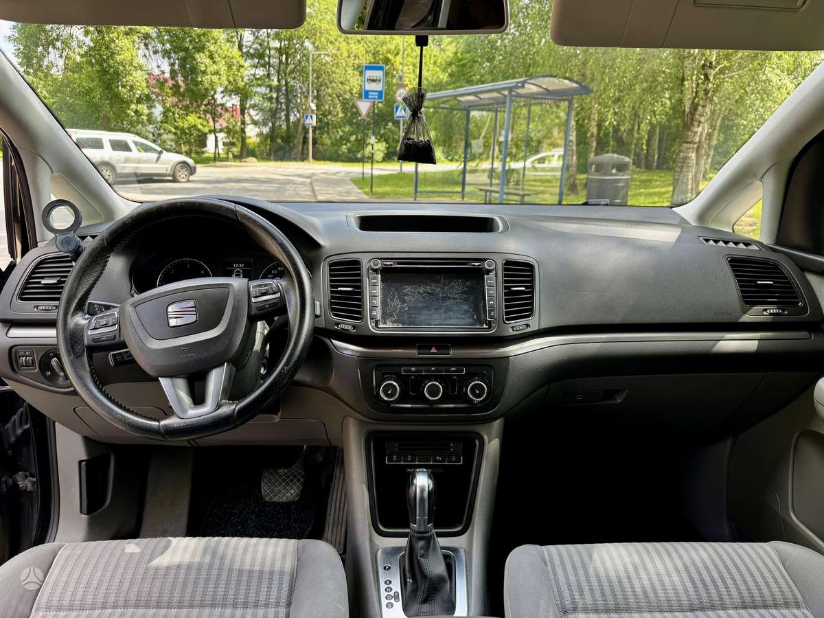 Seat Alhambra, 2.0 l., Минивэн