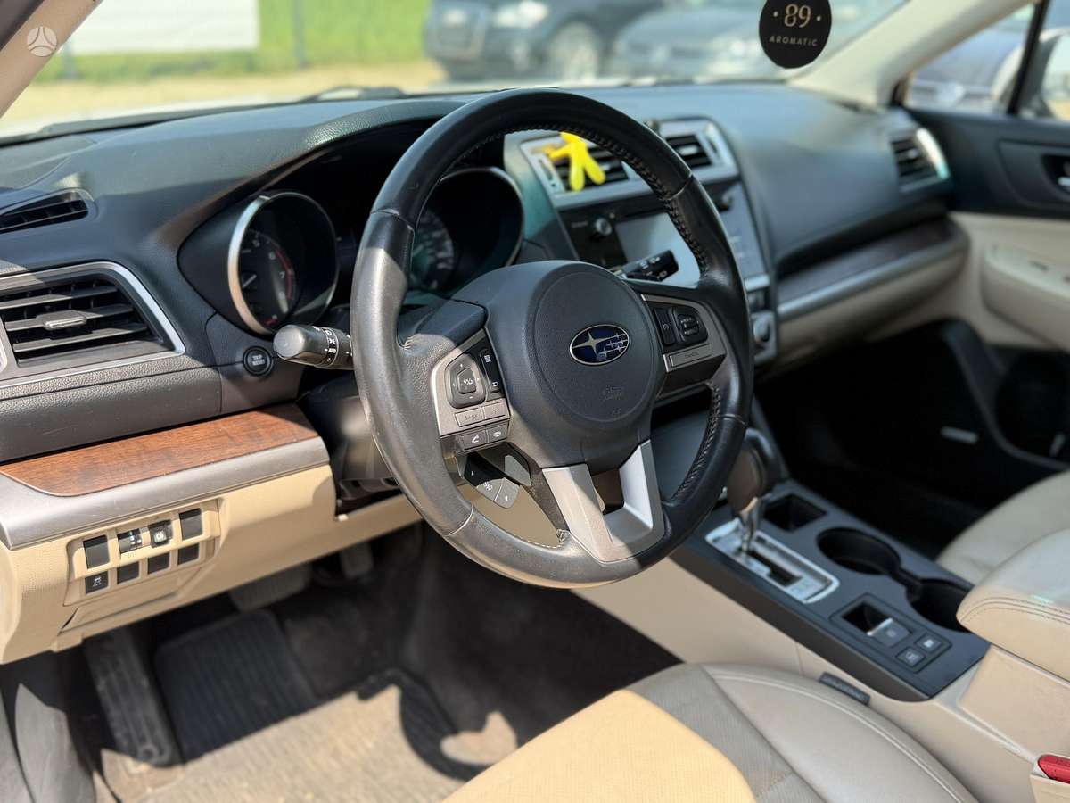 Subaru Outback, 2.5 l., off-road / crossover