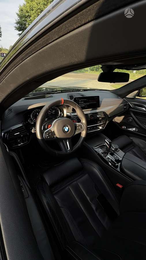 BMW M5, 4.4 l., Седан