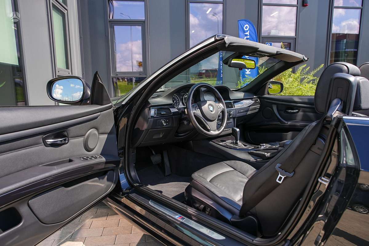 BMW 320, 2.0 l., kabrioletas