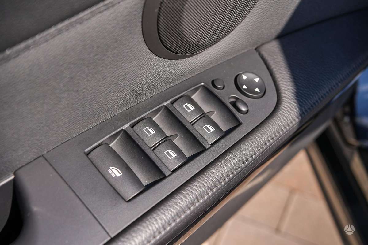 BMW 320, 2.0 l., kabrioletas