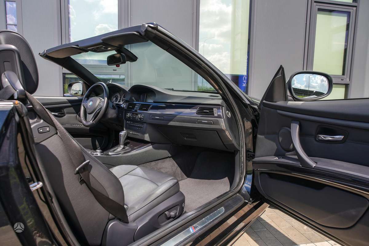BMW 320, 2.0 l., kabrioletas