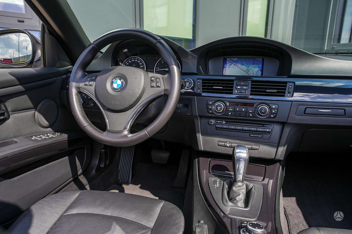 BMW 320, 2.0 l., kabrioletas