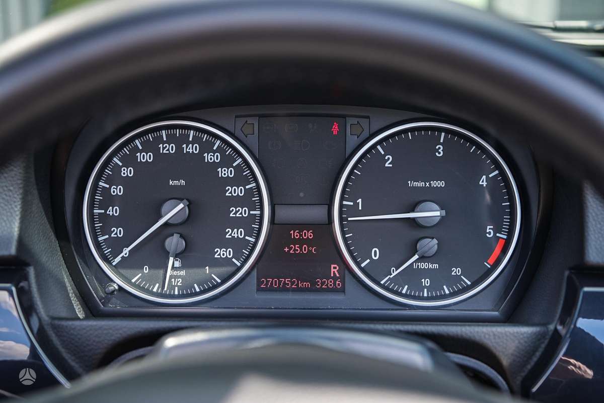 BMW 320, 2.0 l., kabrioletas
