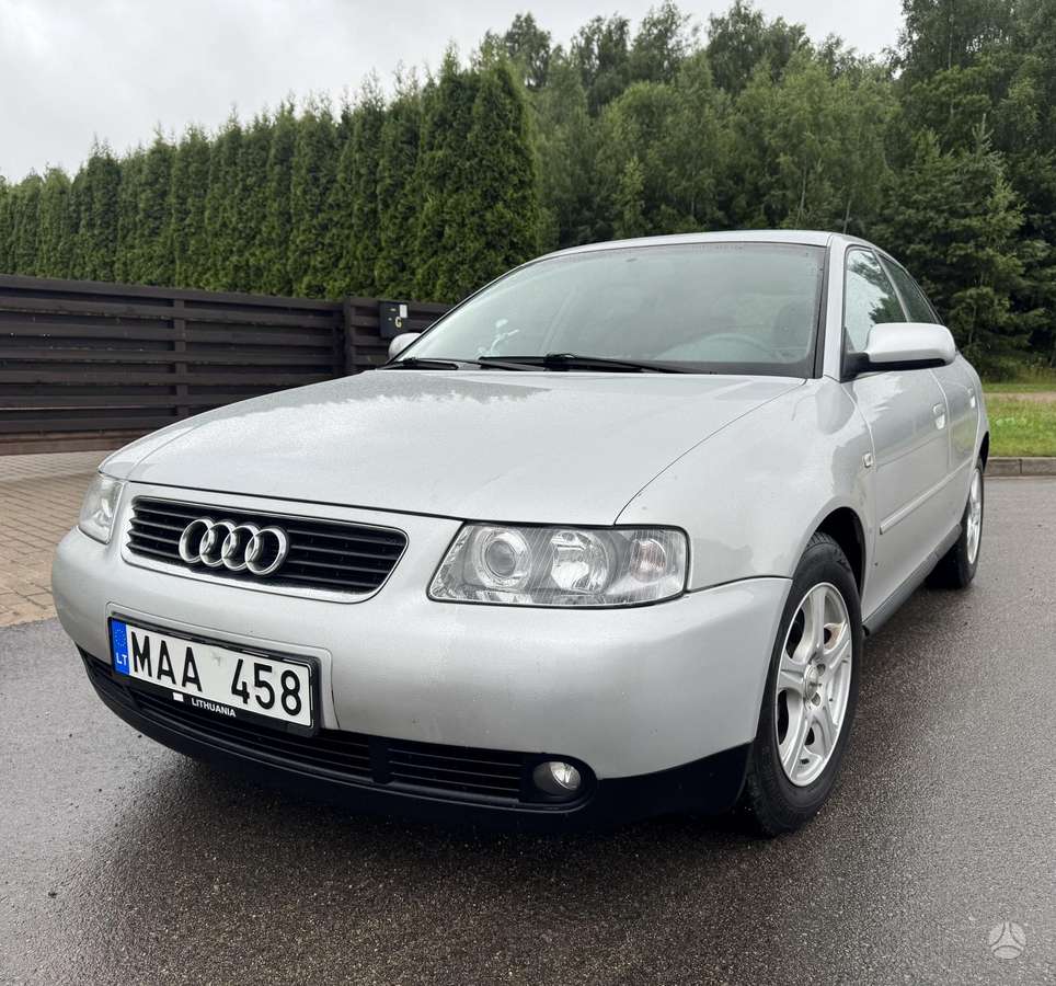 Audi A3, 1.6 l., Хэтчбек