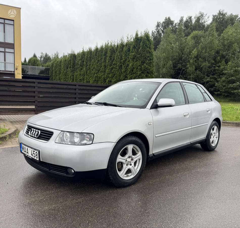 Audi A3, 1.6 l., Хэтчбек
