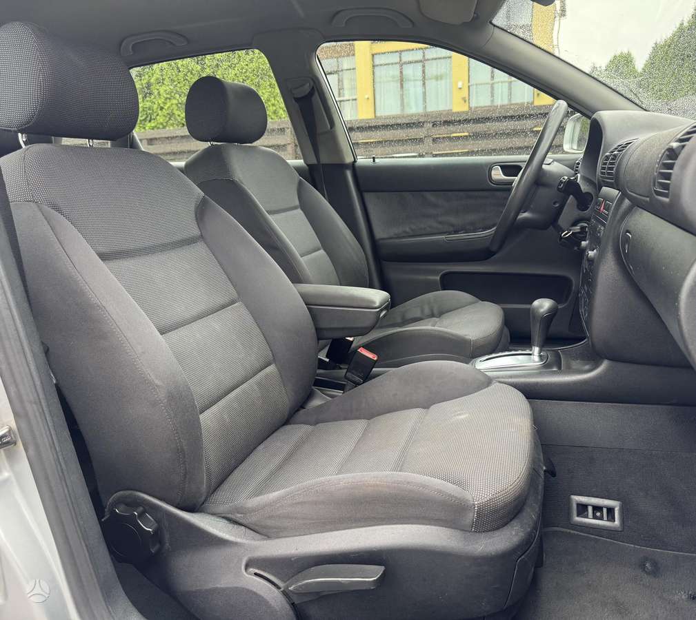 Audi A3, 1.6 l., Хэтчбек