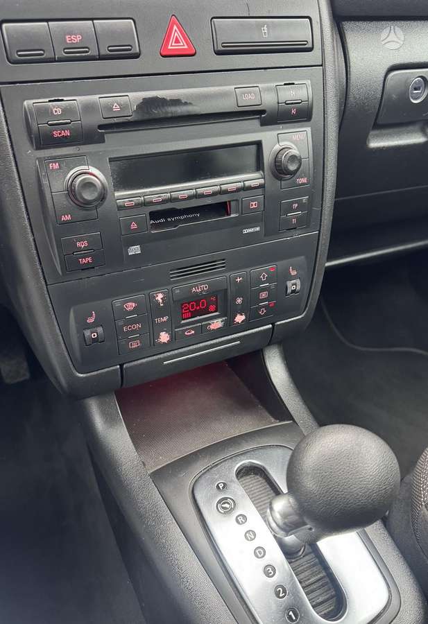 Audi A3, 1.6 l., Хэтчбек