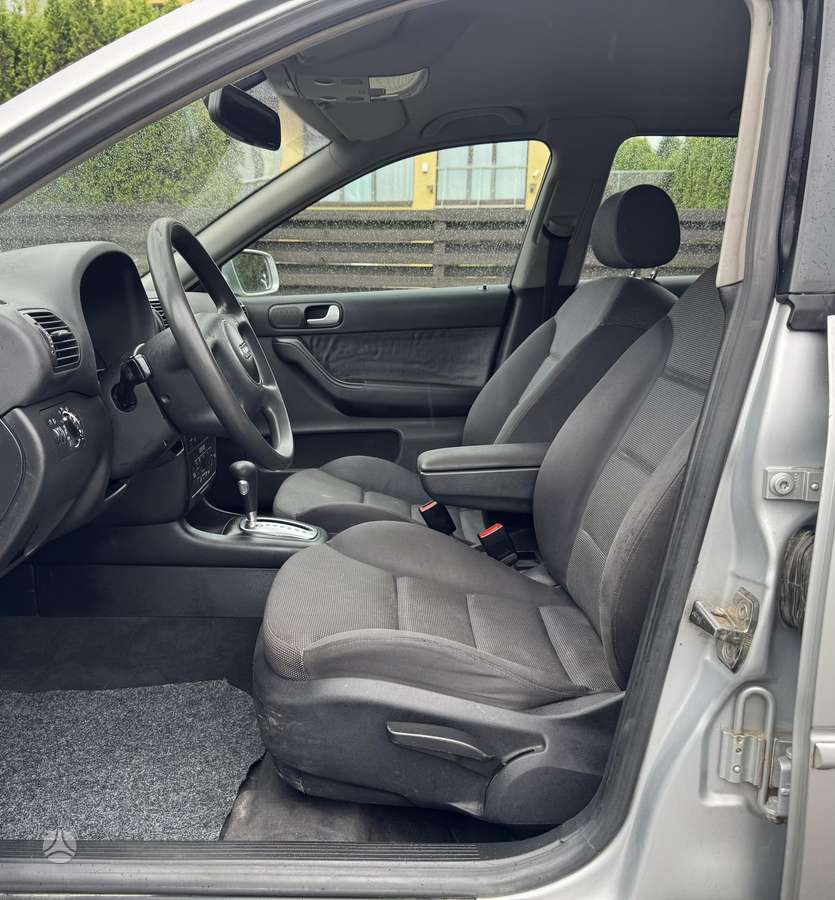 Audi A3, 1.6 l., Хэтчбек