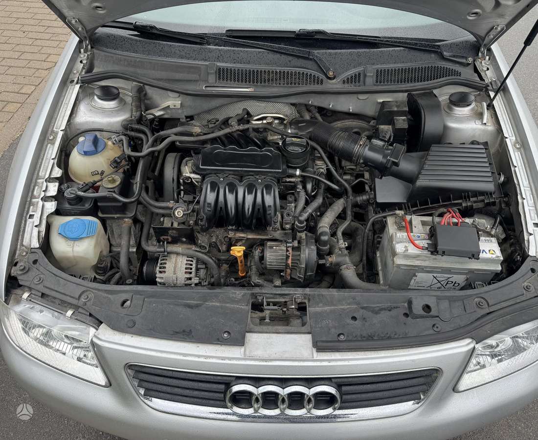 Audi A3, 1.6 l., hatchback