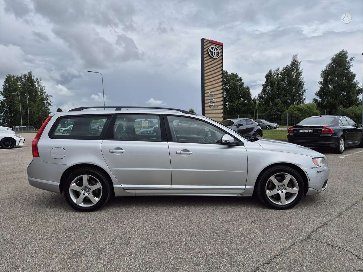 Volvo V70, 2.4 l., Универсал