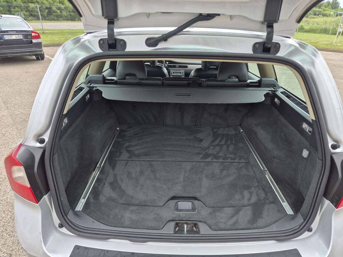 Volvo V70, 2.4 l., Универсал