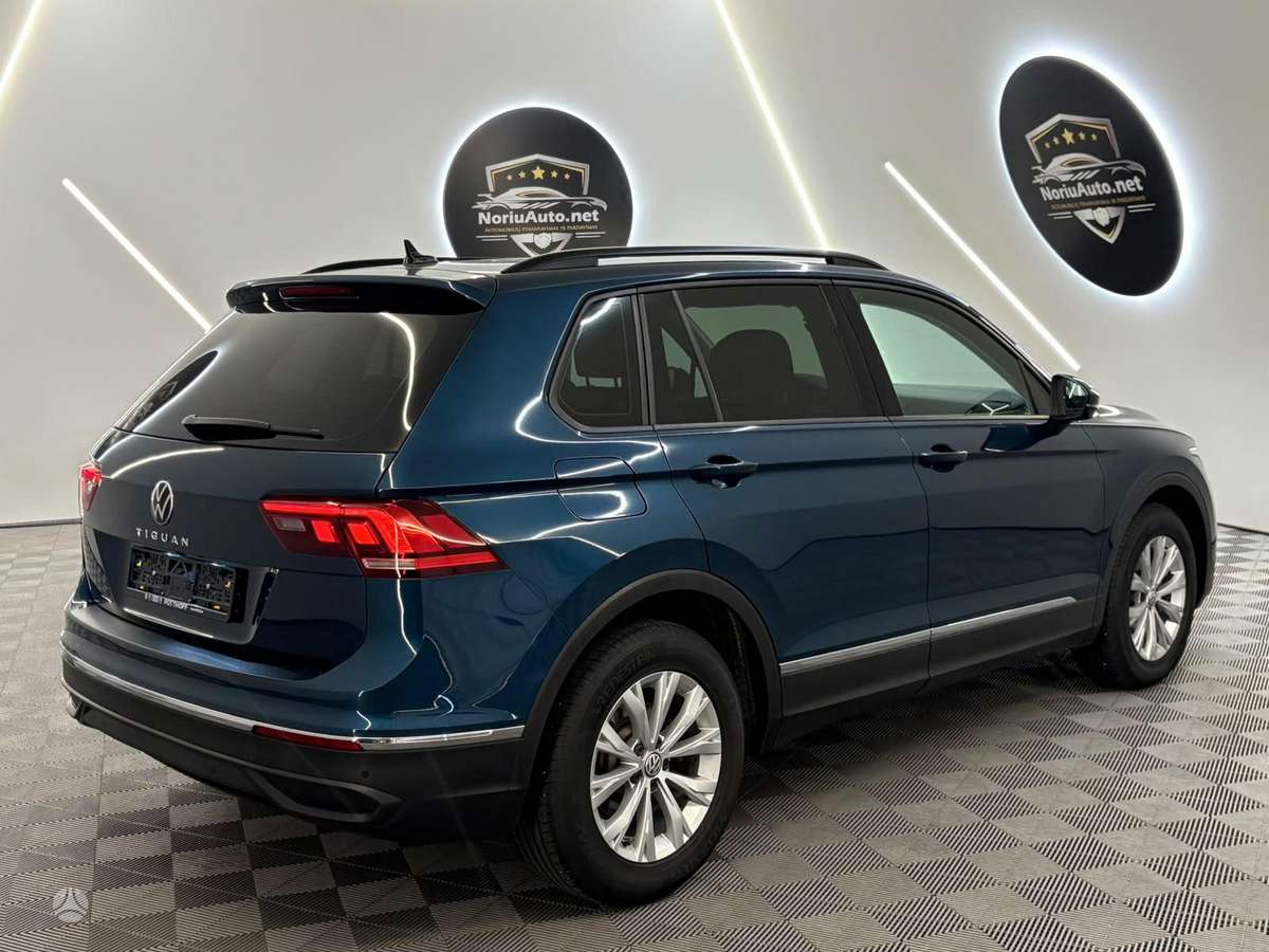 Volkswagen Tiguan - 5