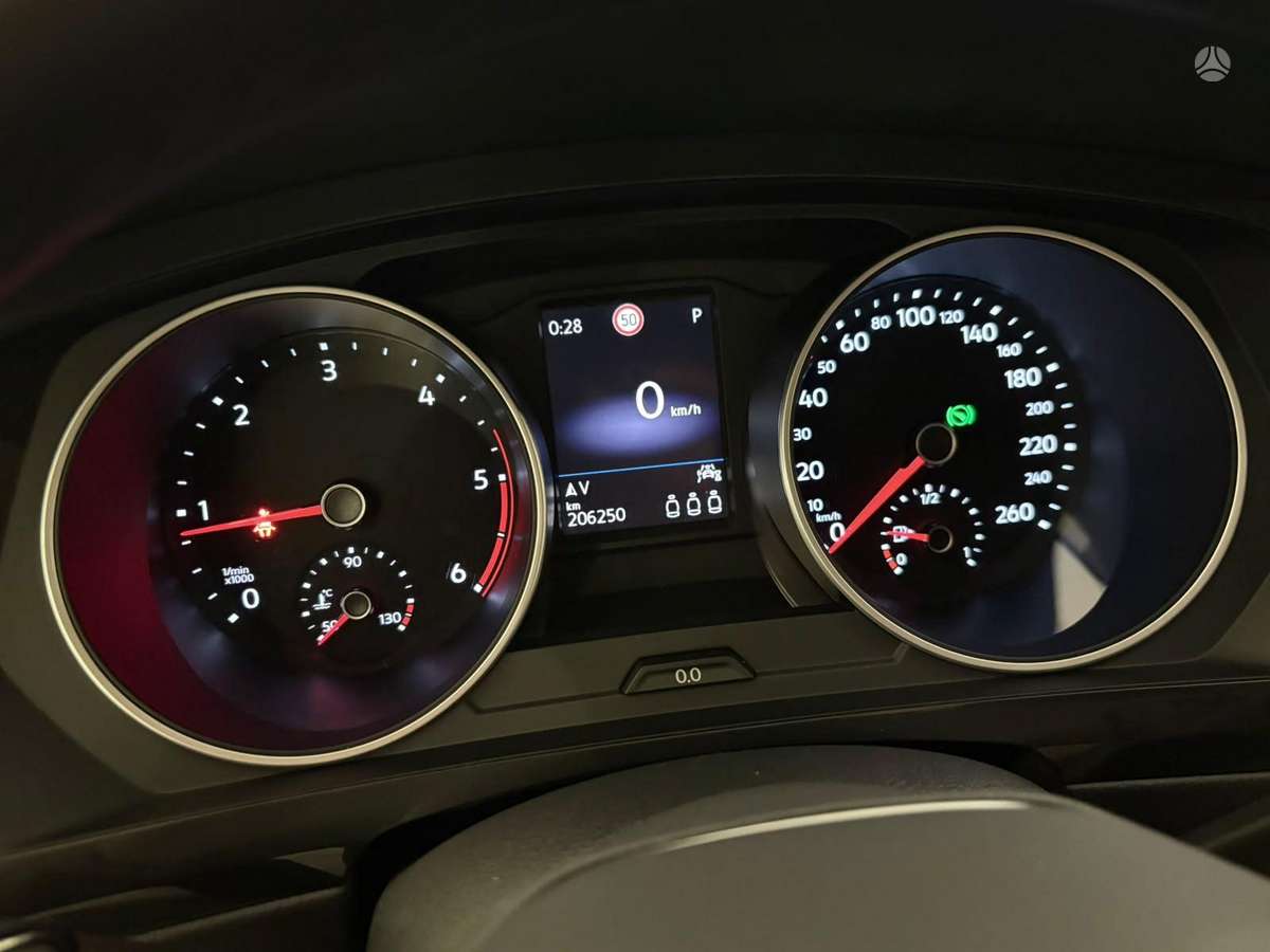 Volkswagen Tiguan - 3
