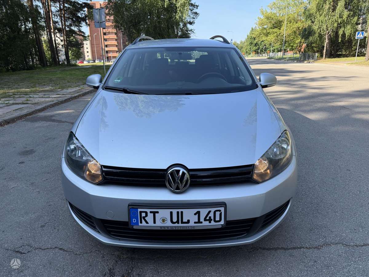Volkswagen Golf - 5