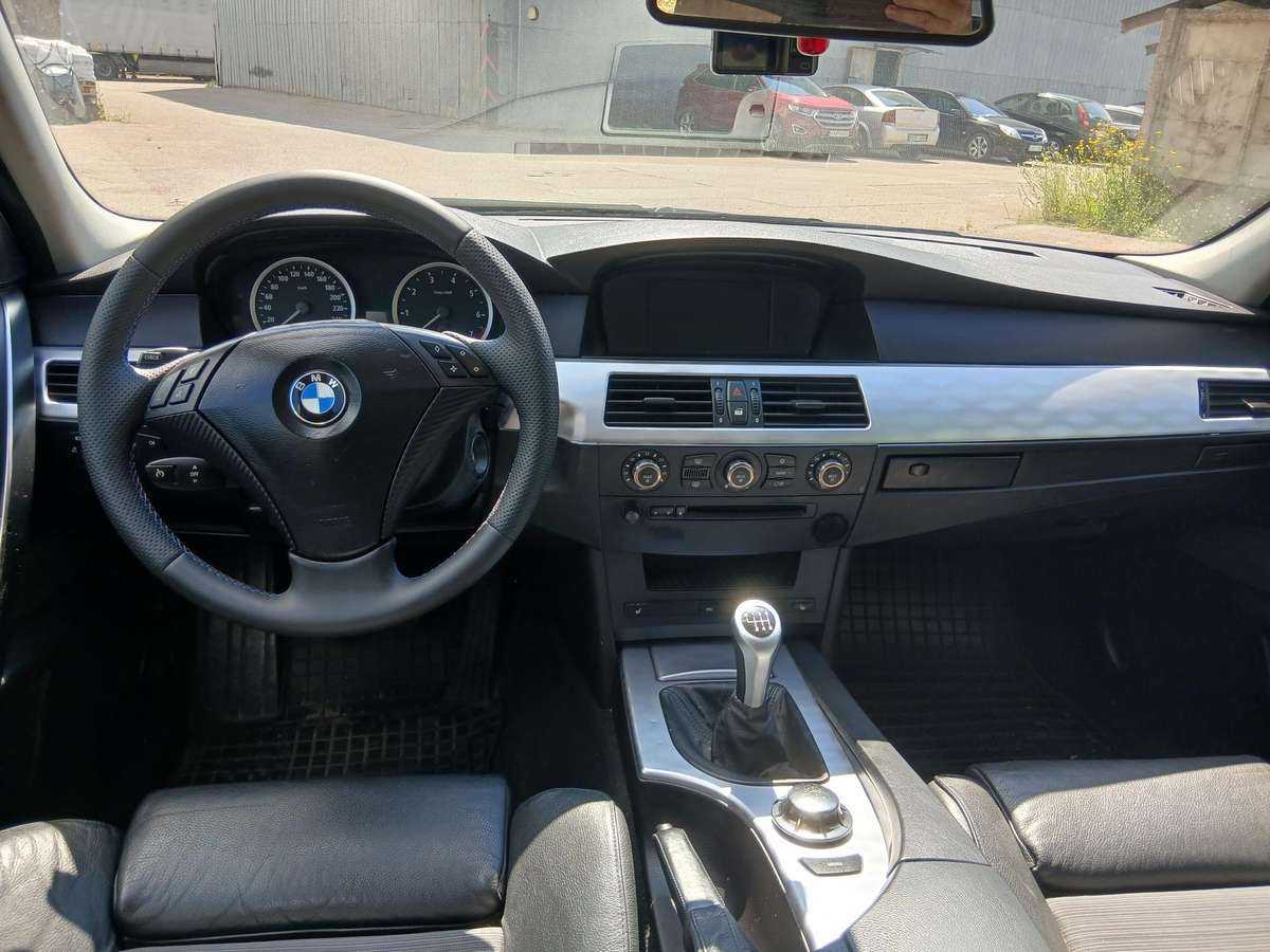 BMW 525, 2.5 l., Универсал