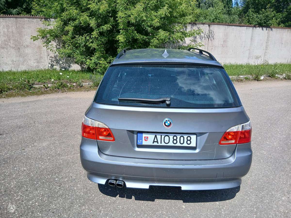 BMW 525, 2.5 l., Универсал