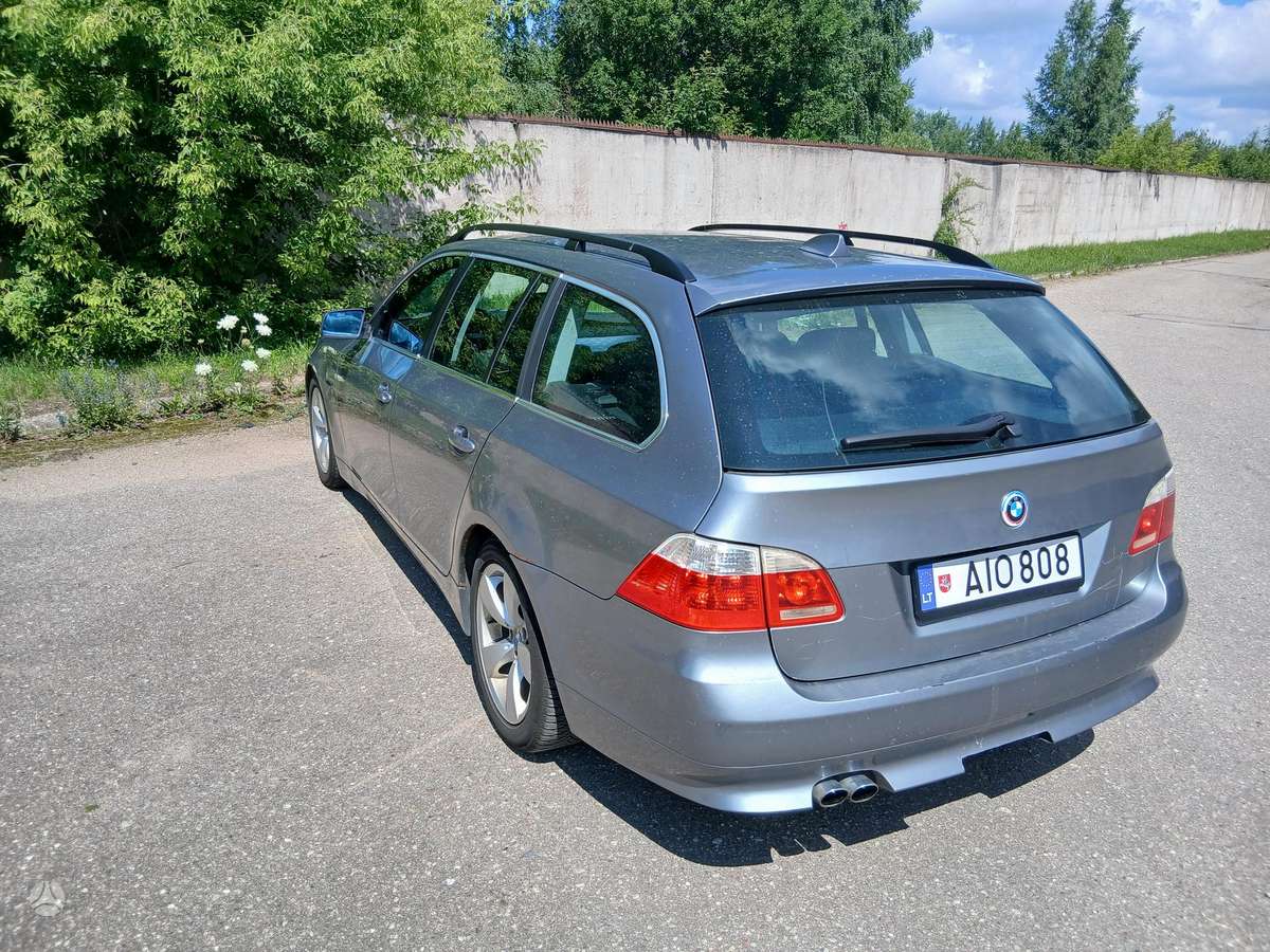 BMW 525, 2.5 l., Универсал