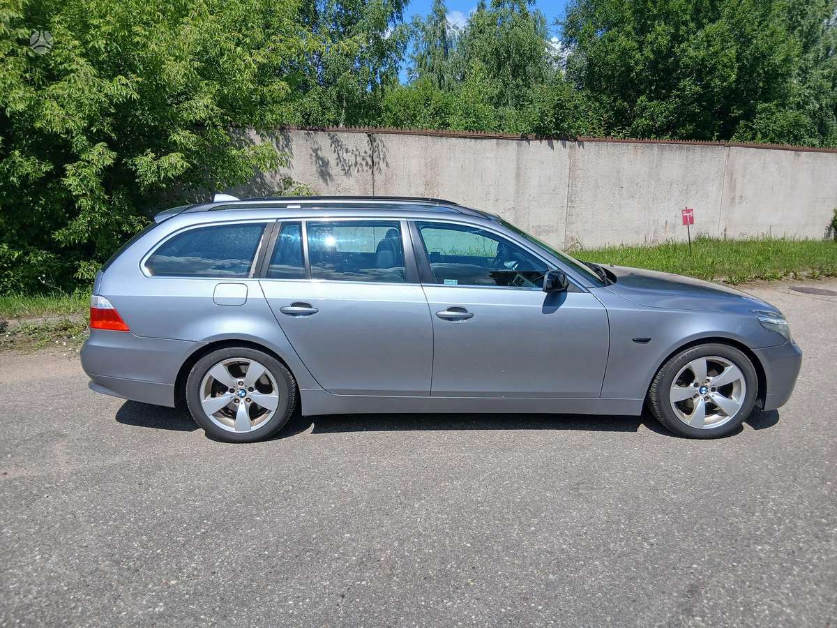 BMW 525, 2.5 l., Универсал