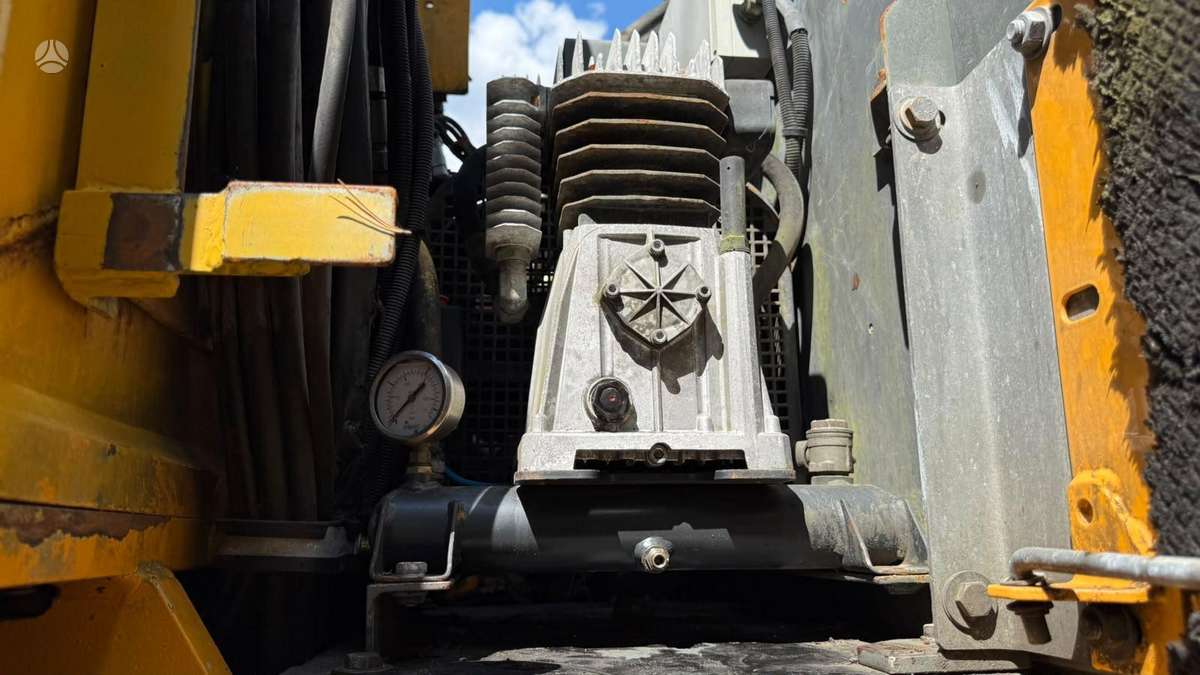 Liebherr 924 C Litronic, excavator