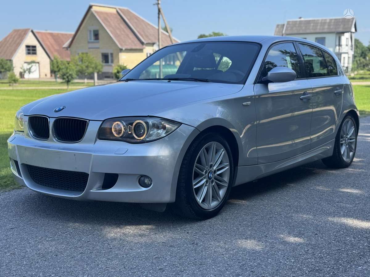 BMW 118, 2.0 l., hatchback