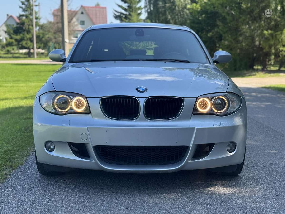 BMW 118, 2.0 l., hatchback