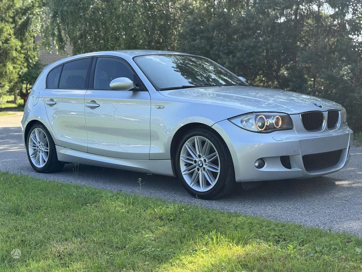 BMW 118, 2.0 l., hatchback