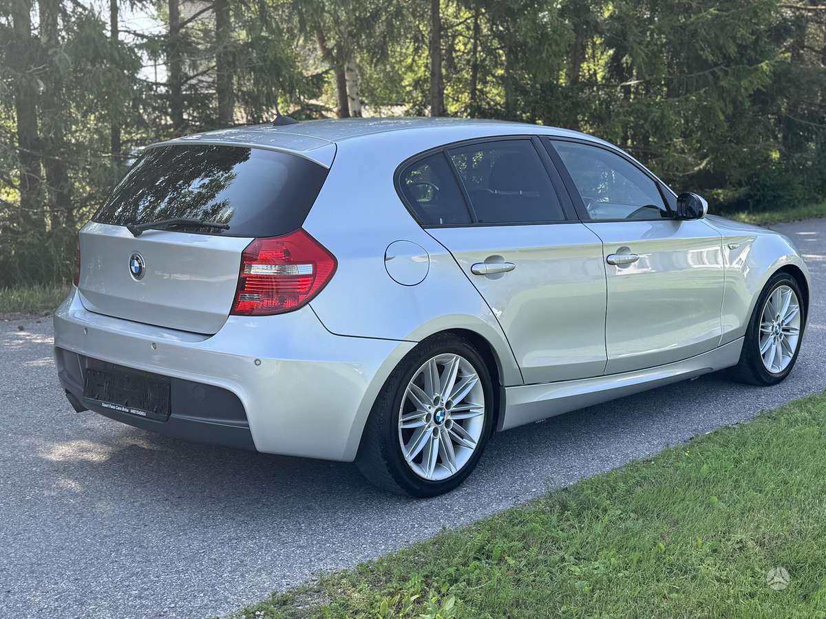 BMW 118, 2.0 l., hatchback