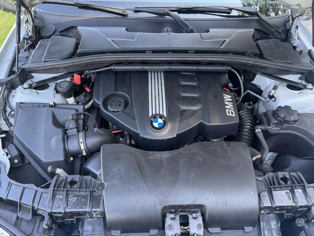 BMW 118, 2.0 l., hatchback