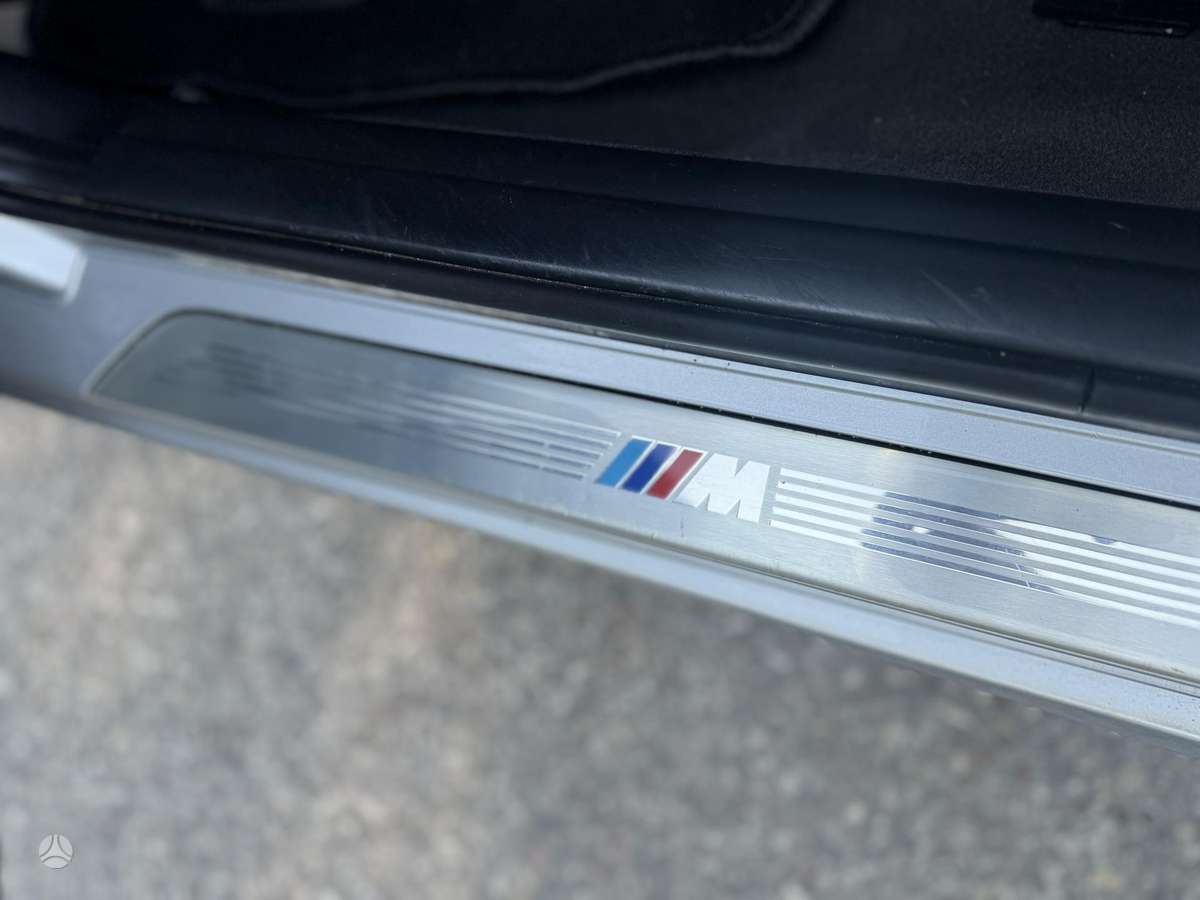 BMW 118, 2.0 l., hatchback