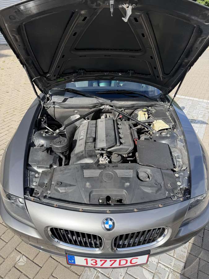 BMW Z4, 3.0 l., convertible